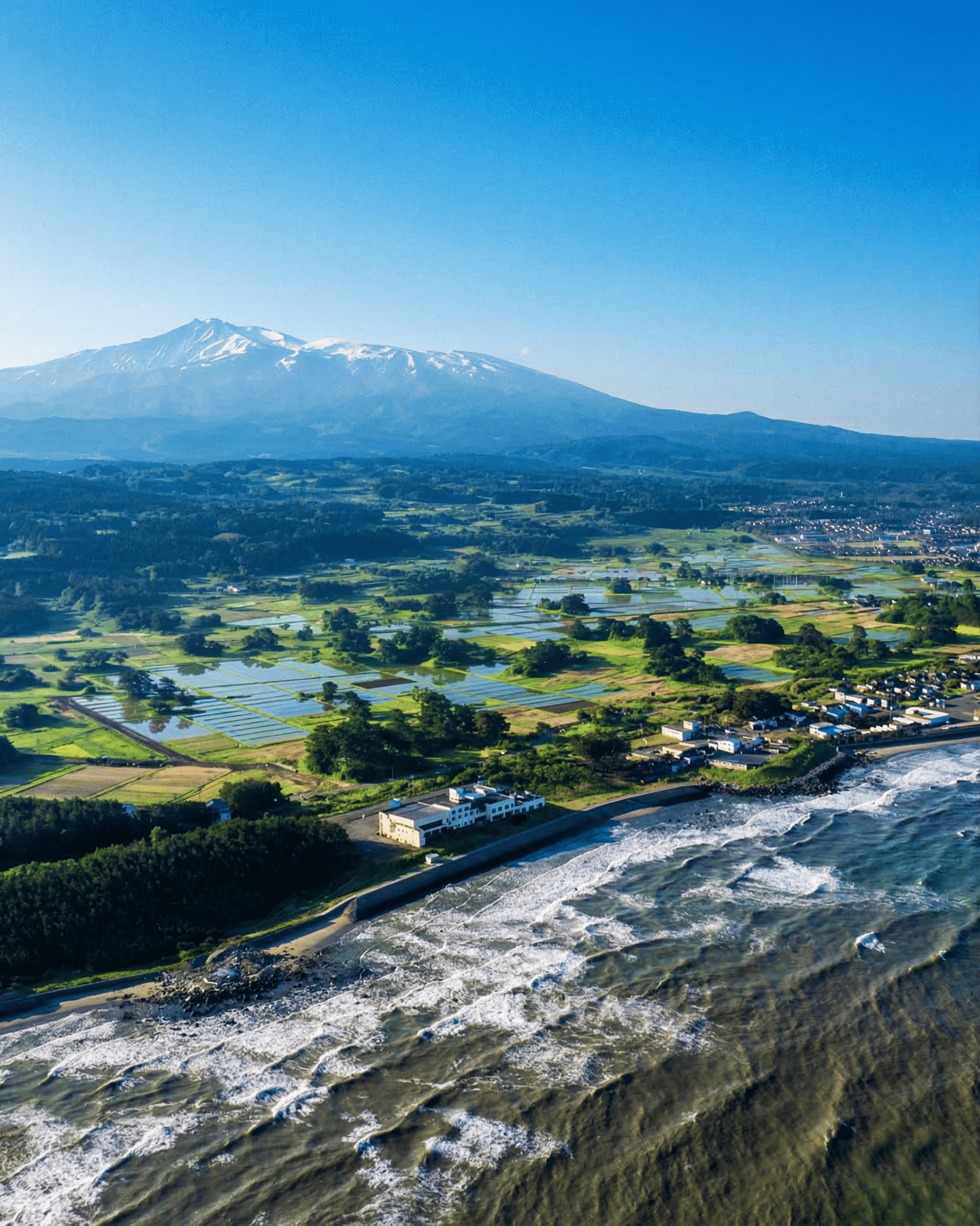 にかほ市の風景と未来をデザインするAKIMATE holdingsのメインビジュアル